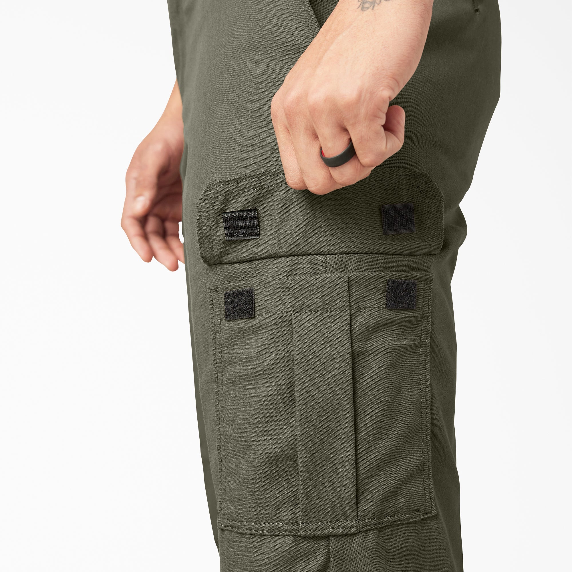 FLEX Regular Fit Cargo Pants
